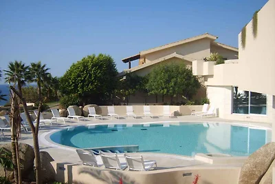 Ferienwohnung mit Klimaanlage, Pool und Balko