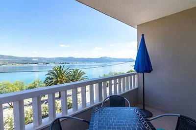 Ferienwohnung mit Balkon und Meerblick