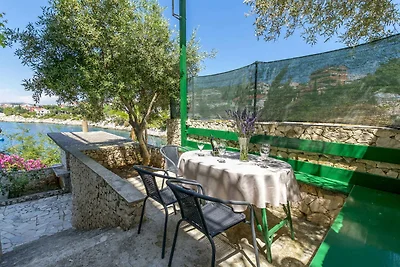 Ferienwohnung mit Terrasse und Meerblick