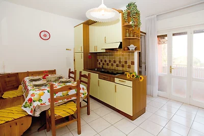 Ferienwohnung mit Klimaanlage und Balkon
