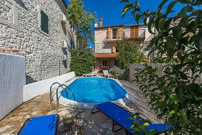 Ferienhaus mit Klimaanlage und Pool