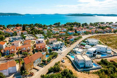 Komfortable Villa Val in Šibenik mit privatem