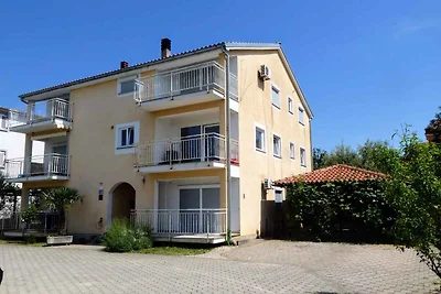 Ferienwohnung mit Klimaanlage und Balkon