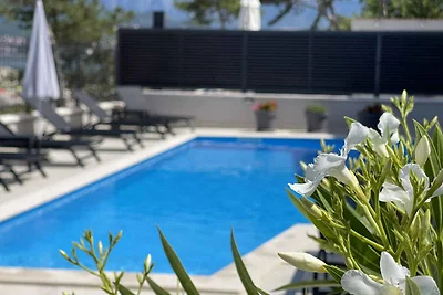 Luxuriöse Apartments mit Pool in Šilo auf Krk