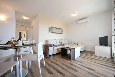 Ferienwohnung Familienfreundlich mit Klimaanl