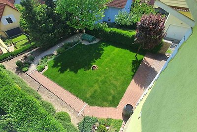 Ferienwohnung in ruhiger Lage mit Garten