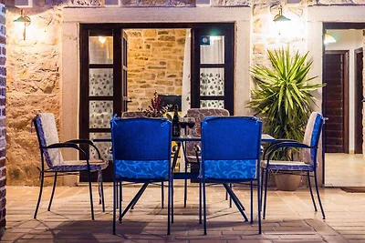 Ferienhaus mit Grillterrasse und Pool