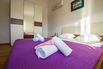 Ferienwohnung mit Balkon und Meerblick