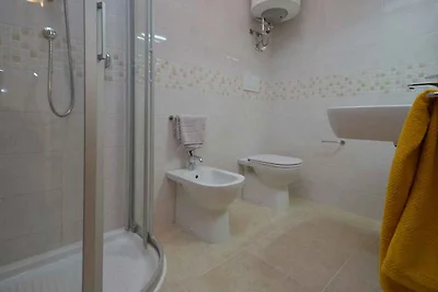 Ferienwohnung mit Balkon und Klimaanlage