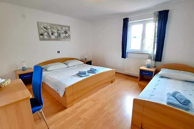 Ferienwohnung modern eingerichtet, mit Klimaa