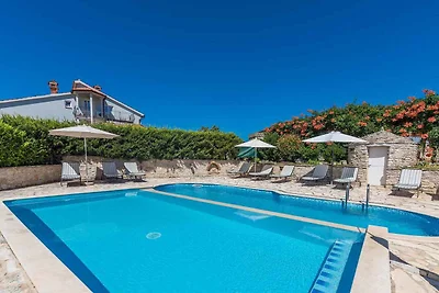 Ferienhaus mit Pool