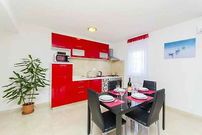 Ferienwohnung mit Balkon und Meerblick