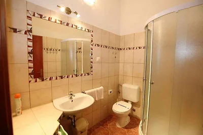 Studio mit Grill und Parkplatz