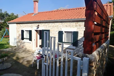 Ferienhaus mit Garten, in der Nähe vom Strand