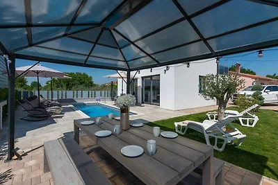 Villa mit Privatpool