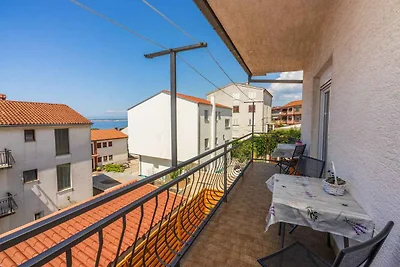 Ferienwohnung mit Balkon und Klimaanlage