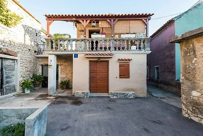 Gemütliche Ferienunterkunft Moskva in Sukošan