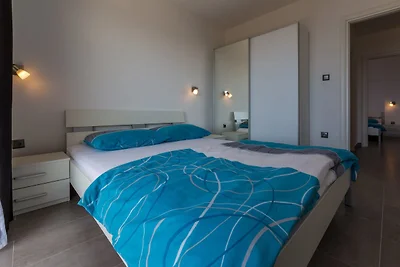 Ferienwohnung mit Meerblick, Whirlpool und