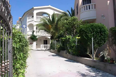 Appartamento Vacanza con famiglia Rogoznica