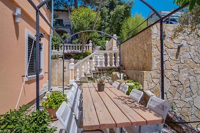 Ferienwohnung mit Balkon und Meerblick