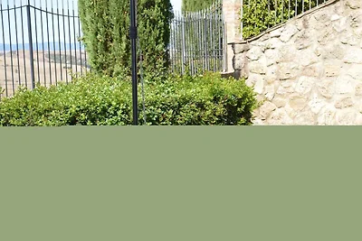 Ferienwohnung mit Pool und Terrasse