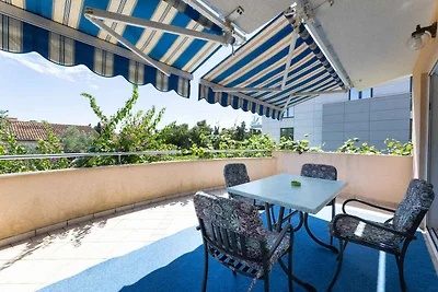 Gemütliche Ferienwohnung Ivo mit Balkon und G