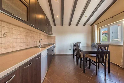 Moderne und komfortable Wohnung auf der Insel