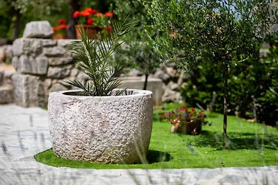 Villa mit Pool und Klimaanlage