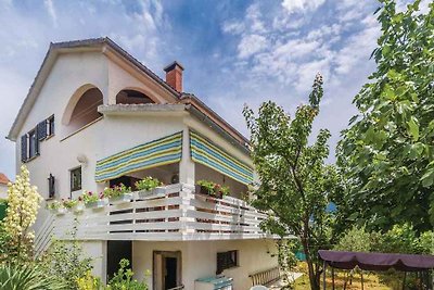 Ferienwohnung mit Terrasse und Klimaanlage