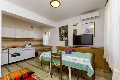 Ferienwohnung mit Balkon und Klimaanlage