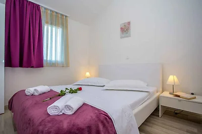 Modernes Apartment für 4 Personen, nur 250 m 