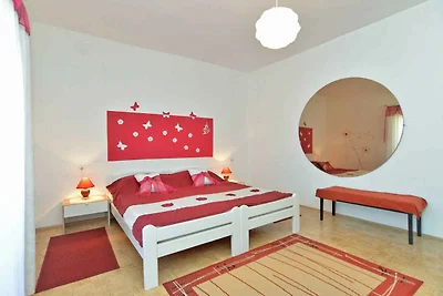 Ferienwohnung mit Klimaanlage und Terrasse