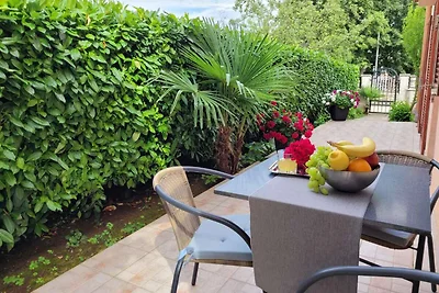 Ferienwohnung mit Terrasse und Klimaanlage