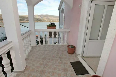 Ferienwohnung mit Balkon und Meerblick