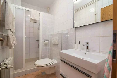 Ferienwohnung mit Balkon und Klimaanlage