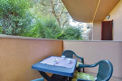 Ferienwohnung mit Terrasse und Klimaanlage