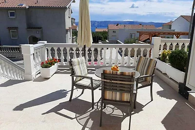 Ferienwohnung mit Terrasse und Grill