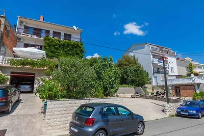 Ferienwohnung mit Balkon und Klimaanlage