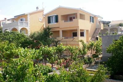 Ferienwohnung mit Klimaanlage und Terrasse