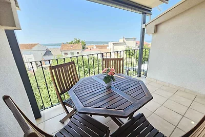 Ferienwohnung mit Garten und Klimaanlage