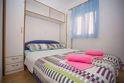 Ferienwohnung mit Terrasse und Klimaanlage