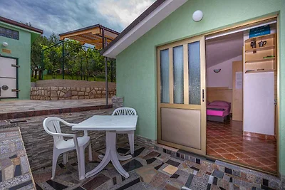 Studio mit Klimaanlage und Aussenpool