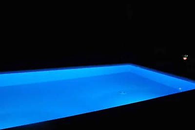 Ferienhaus mit Aussenpool und SAT-TV