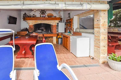 Ferienwohnung mit Pool und Klimaanlage