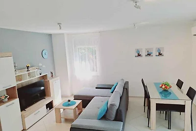 Ferienwohnung mit Blalkon und Klimaanlage