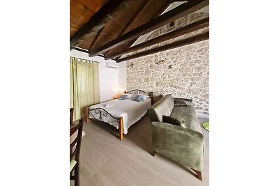 Charmantes Studio Zaton mit Gartenblick in ze