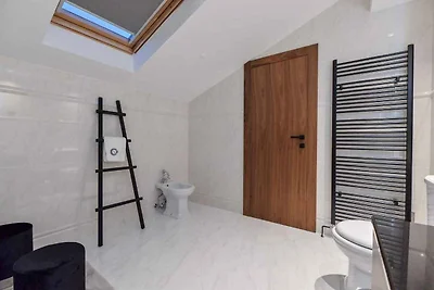 Ferienwohnung mit Balkon und Meerblick