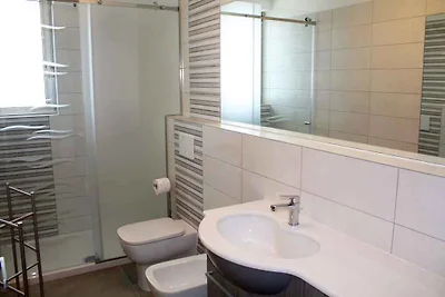 Ferienwohnung mit Balkon und Klimaanlage