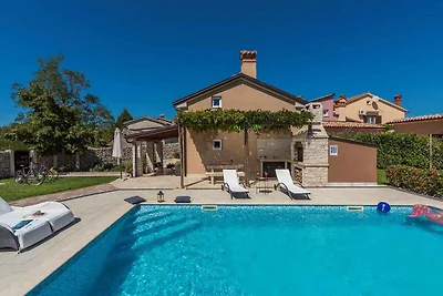 Villa mit Privatpool