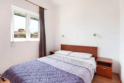 Ferienwohnung mit Klimaanlage, Balkon und Mee